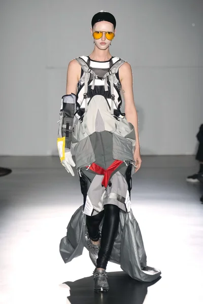 Look 1